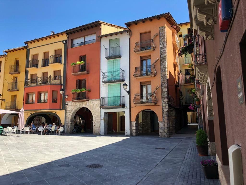Apartamento Con Encanto El Pont de Suert Exteriör bild